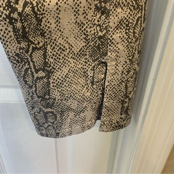 Nasty Gal Snake Print Coated Flare Jeans Split Hem Size 4 - Picture 6 of 11